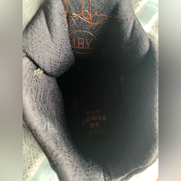 Nike Kyrie 2 BHM